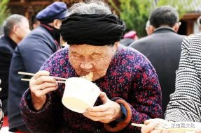 歡度重陽(yáng) 情暖夕陽(yáng)——正南昆開展重陽(yáng)節(jié)活動(dòng)